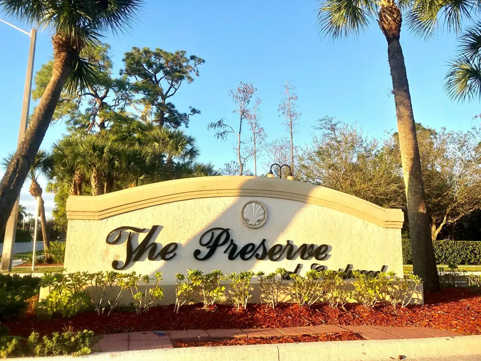 139 PRESERVE Drive, Royal Palm Beach FL 33411 photo 2