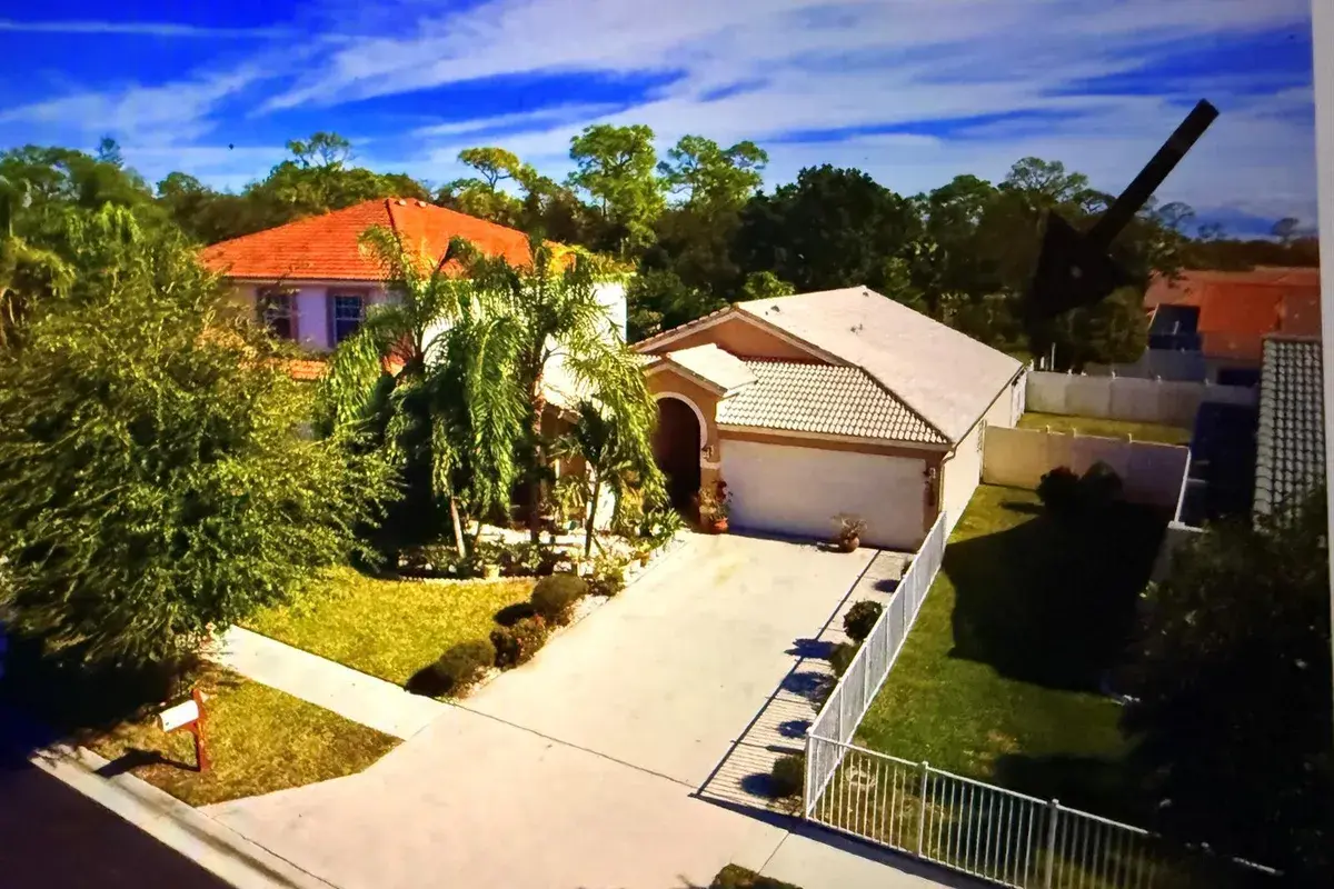 139 PRESERVE Drive, Royal Palm Beach FL 33411