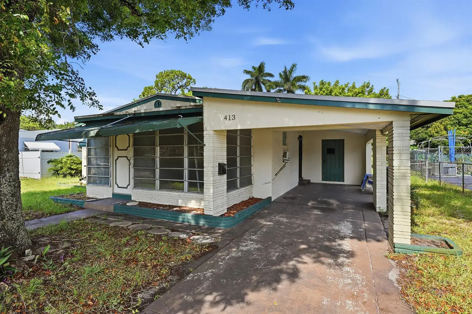 413 SW 24th Avenue, Fort Lauderdale FL 33312