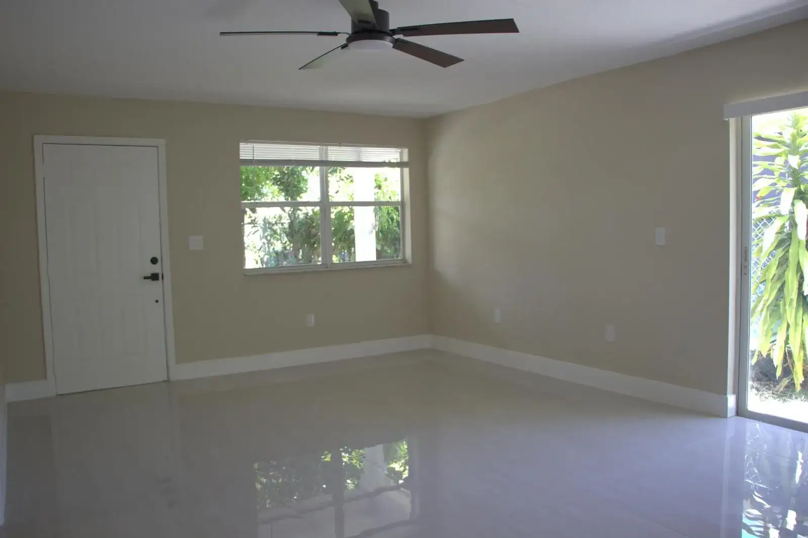 1724 NW 152ND Terrace, Miami Gardens FL 33054 photo 5