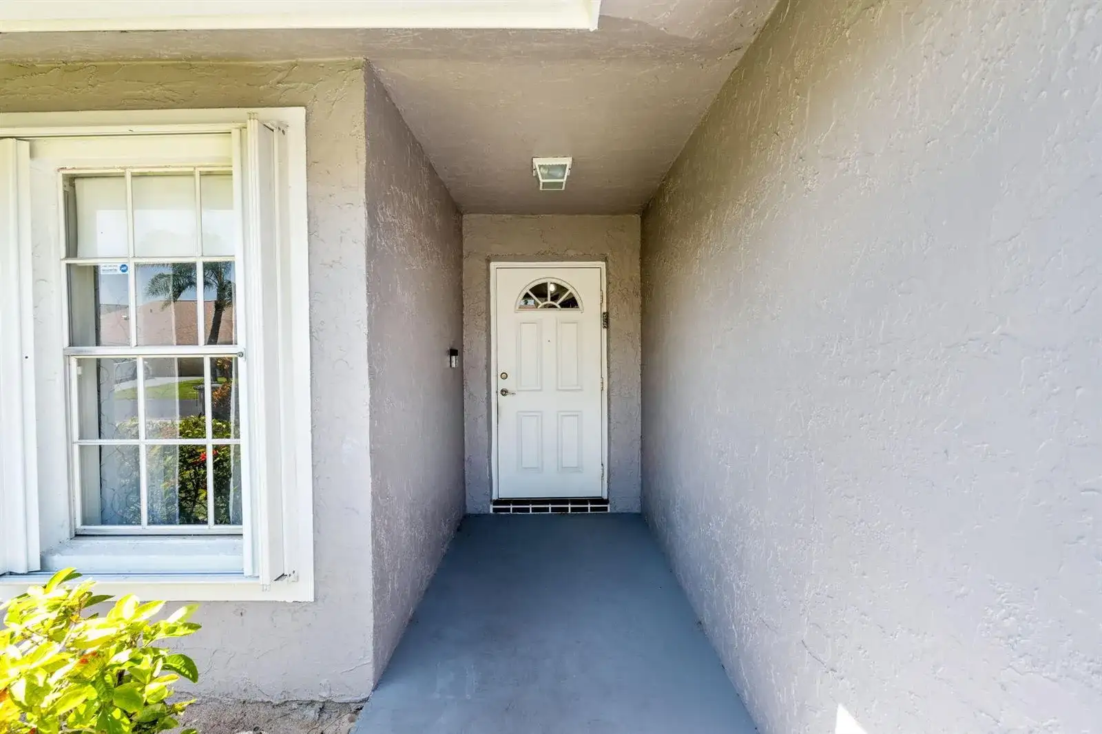 5256 Tiffany Anne Circle, West Palm Beach FL 33417 photo 4