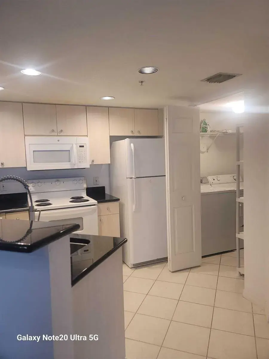 1801 N Flagler Drive # 408, West Palm Beach FL 33407