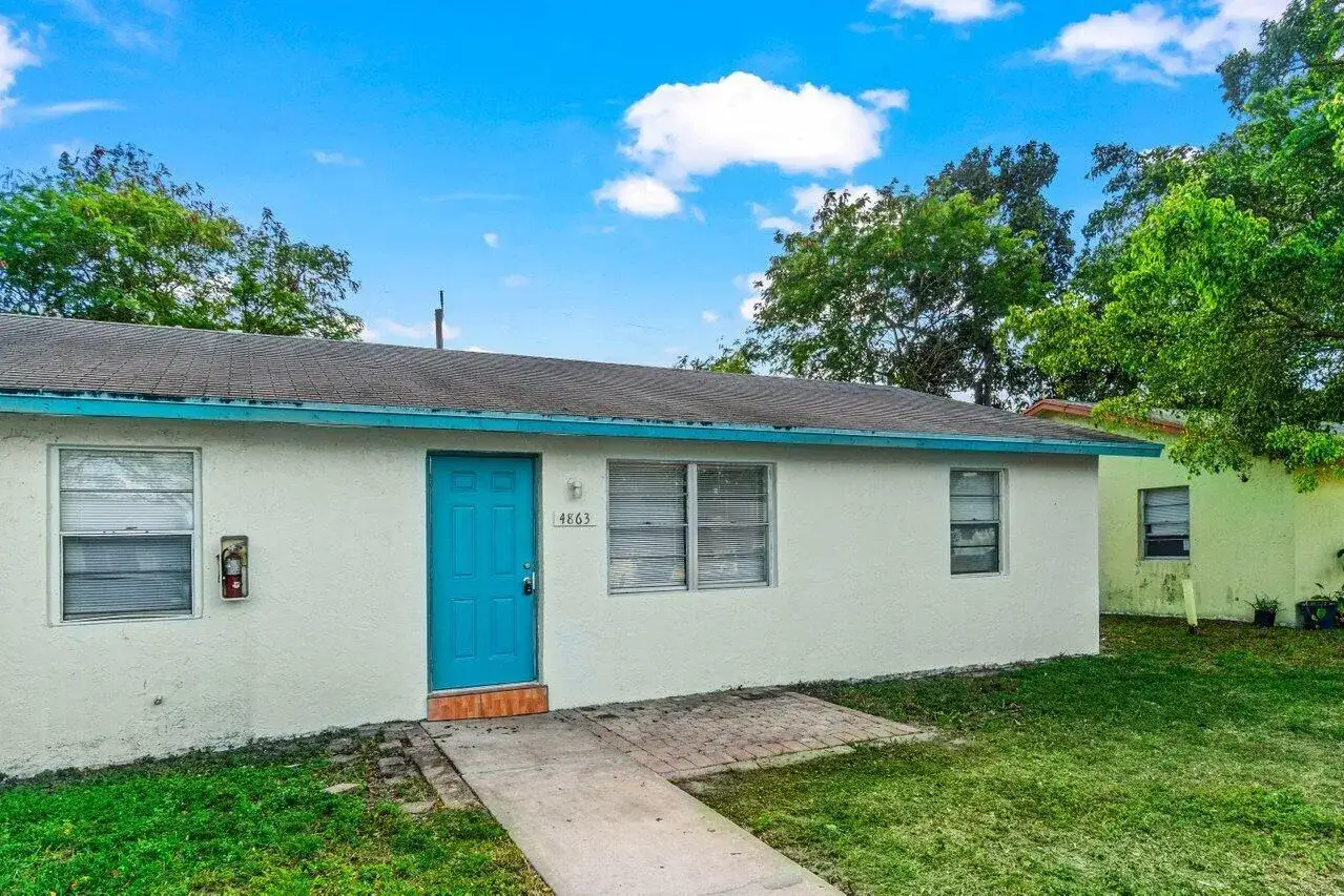 4863 Gulfstream Road, Lake Worth FL 33460 photo 3