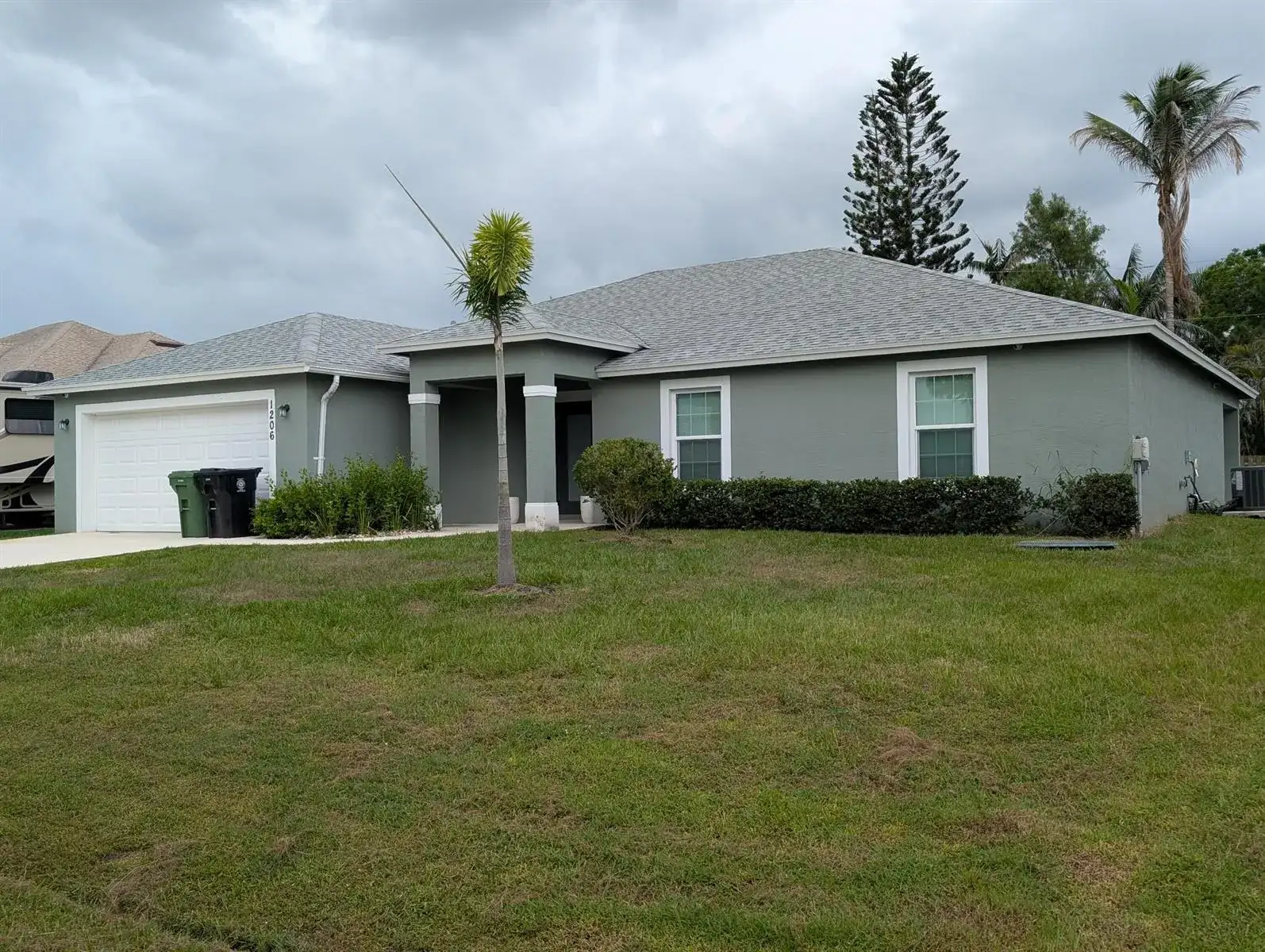 1206 SW ASTURIA Avenue, Port St. Lucie FL 34953 photo 2