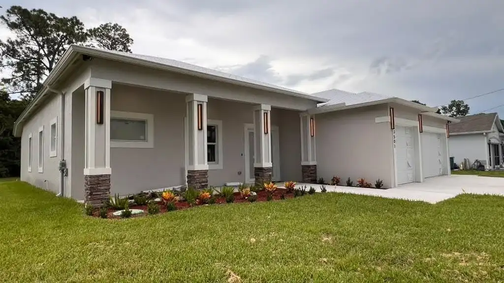 3501 SW FOREMOST Drive, Port St. Lucie FL 34953