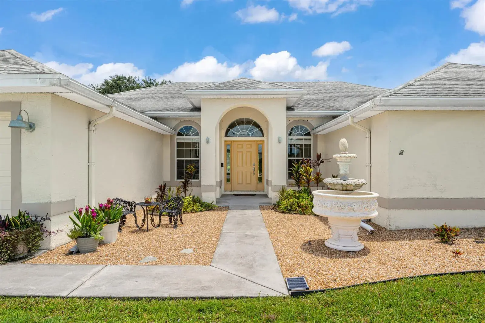 5758 Benbow Court, Port St. Lucie FL 34986 photo 3