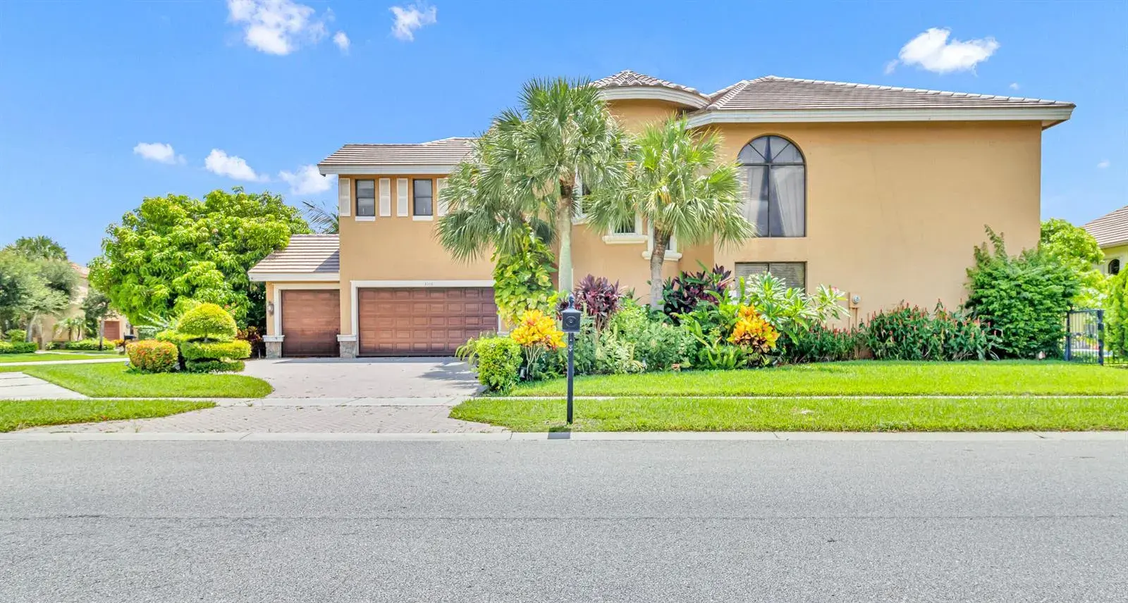 3546 Collonade Drive, Wellington FL 33449