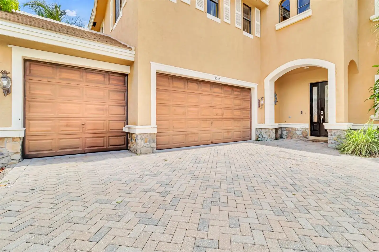 3546 Collonade Drive, Wellington FL 33449 photo 3