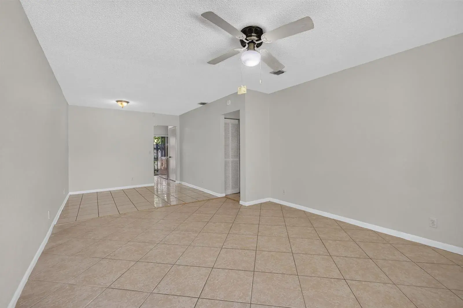 12395 Peconic Court, Wellington FL 33414 photo 4