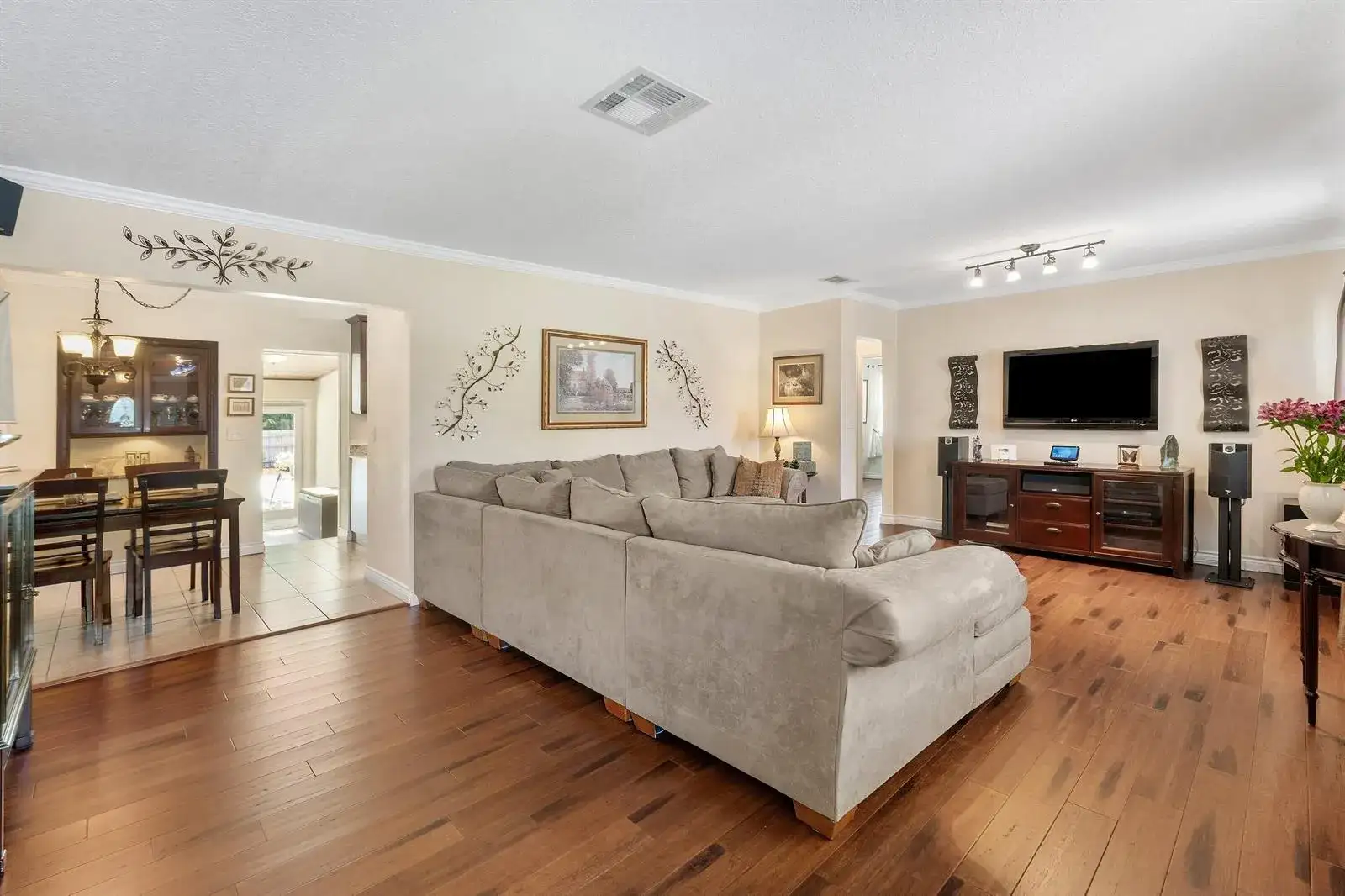 141 Date Palm Drive, Lake Park FL 33403 photo 2