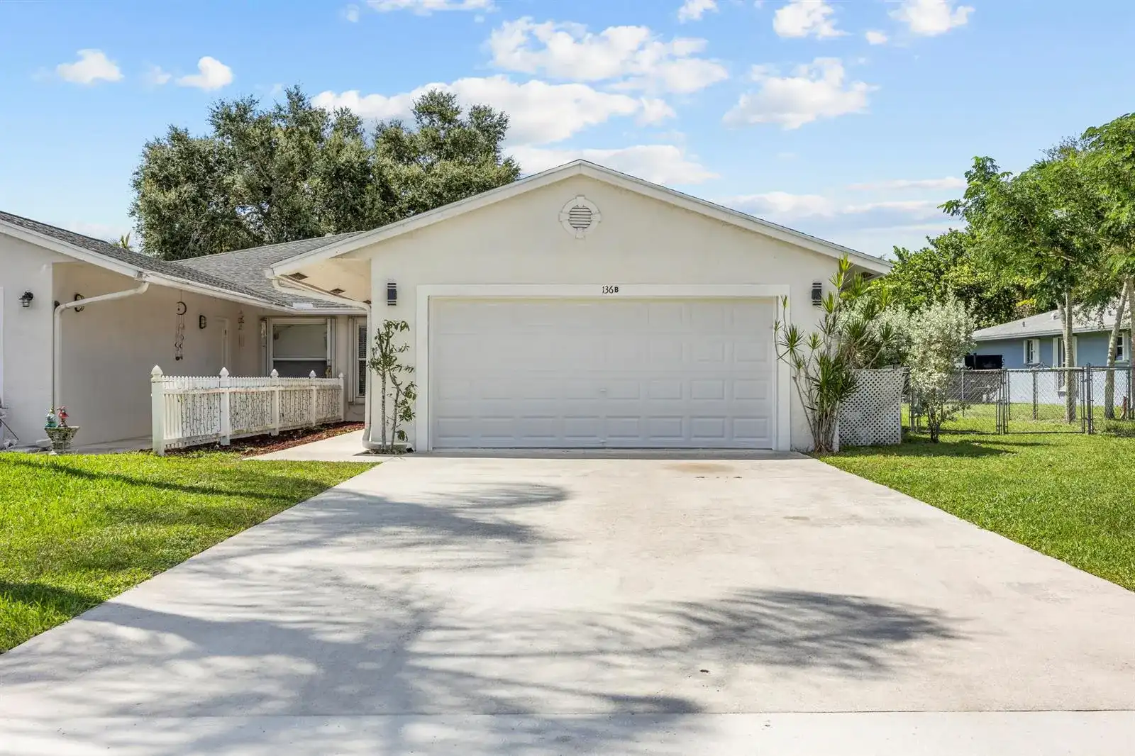136 Sparrow Drive # B, Royal Palm Beach FL 33411