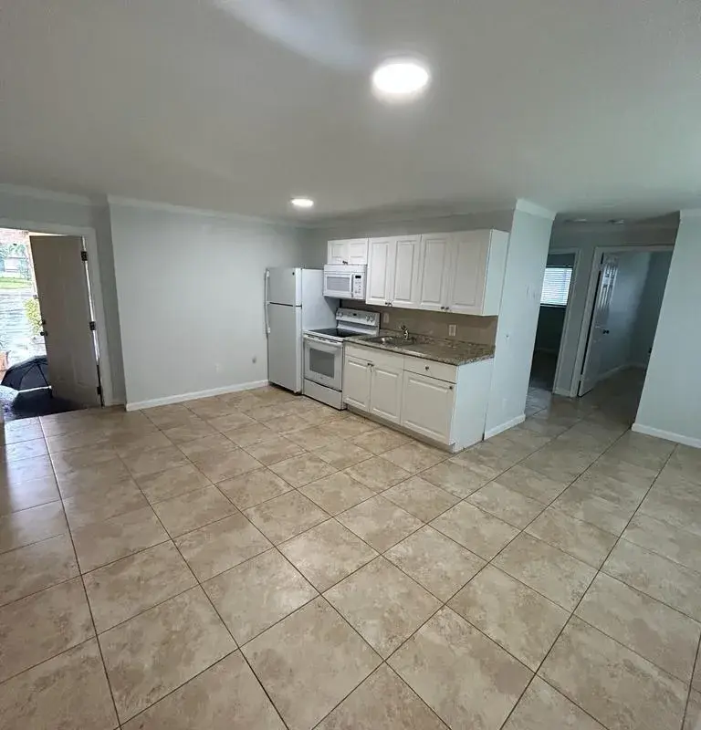 1119 NW 6TH Avenue # 4, Pompano Beach FL 33060