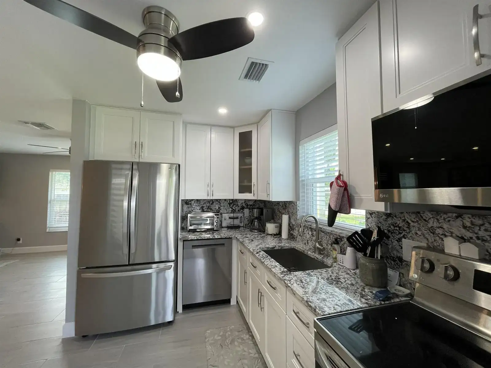 222 SE 3RD Street, Boynton Beach FL 33435 photo 3