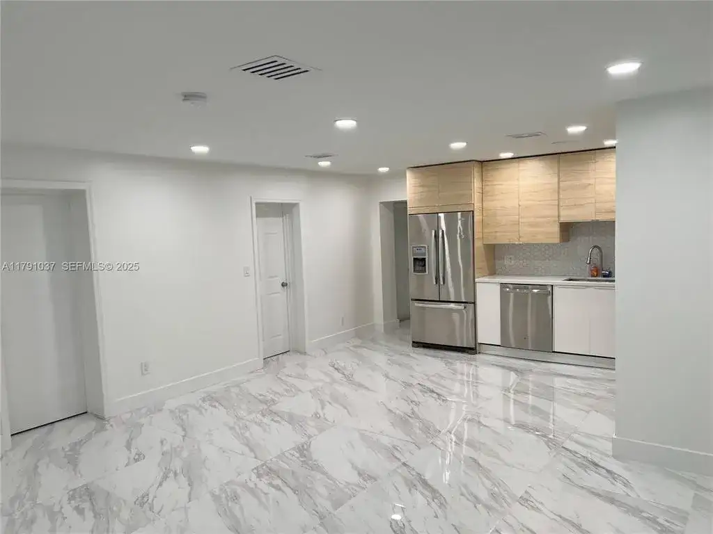 4337 SW 49TH Street, Dania Beach FL 33314 photo 3