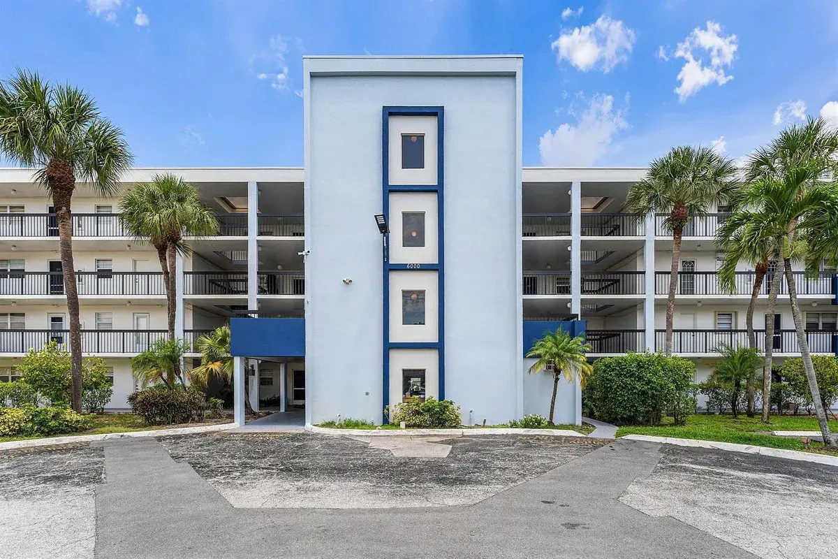 6000 NW 2nd Avenue # 433, Boca Raton FL 33487