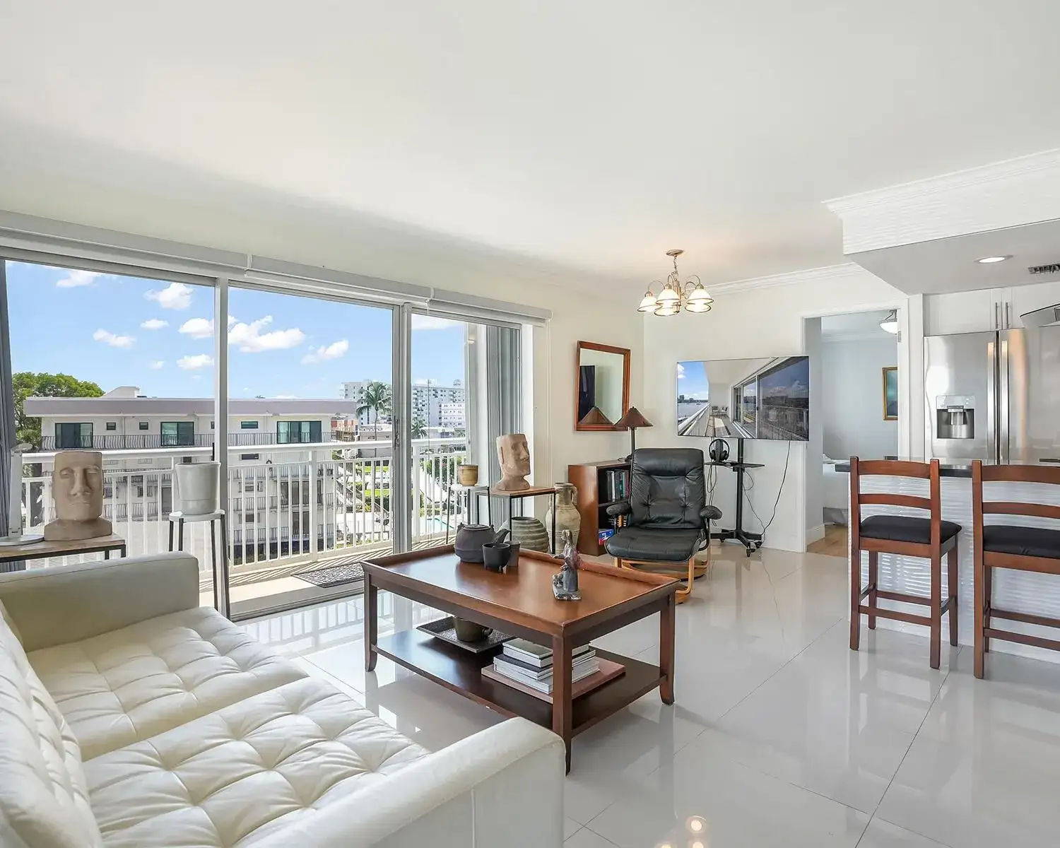 126 Golden Isles Drive # 52A, Hallandale Beach FL 33009 photo 5