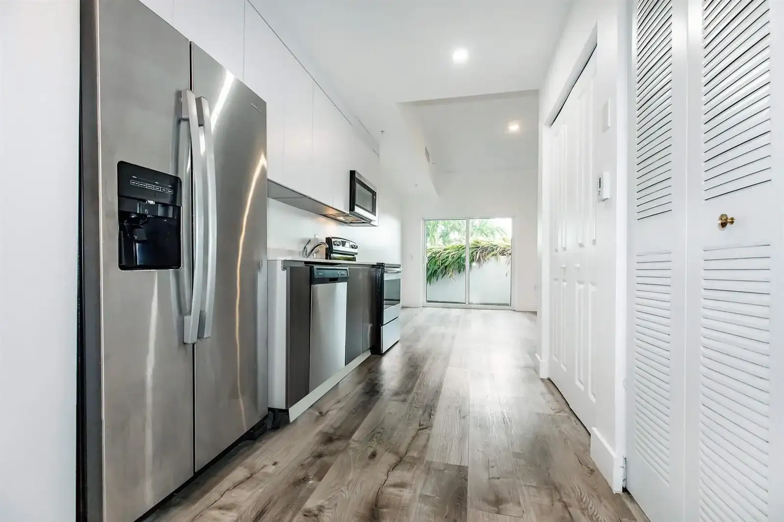 39 NW 7TH Avenue # 405, Miami FL 33128 photo 3