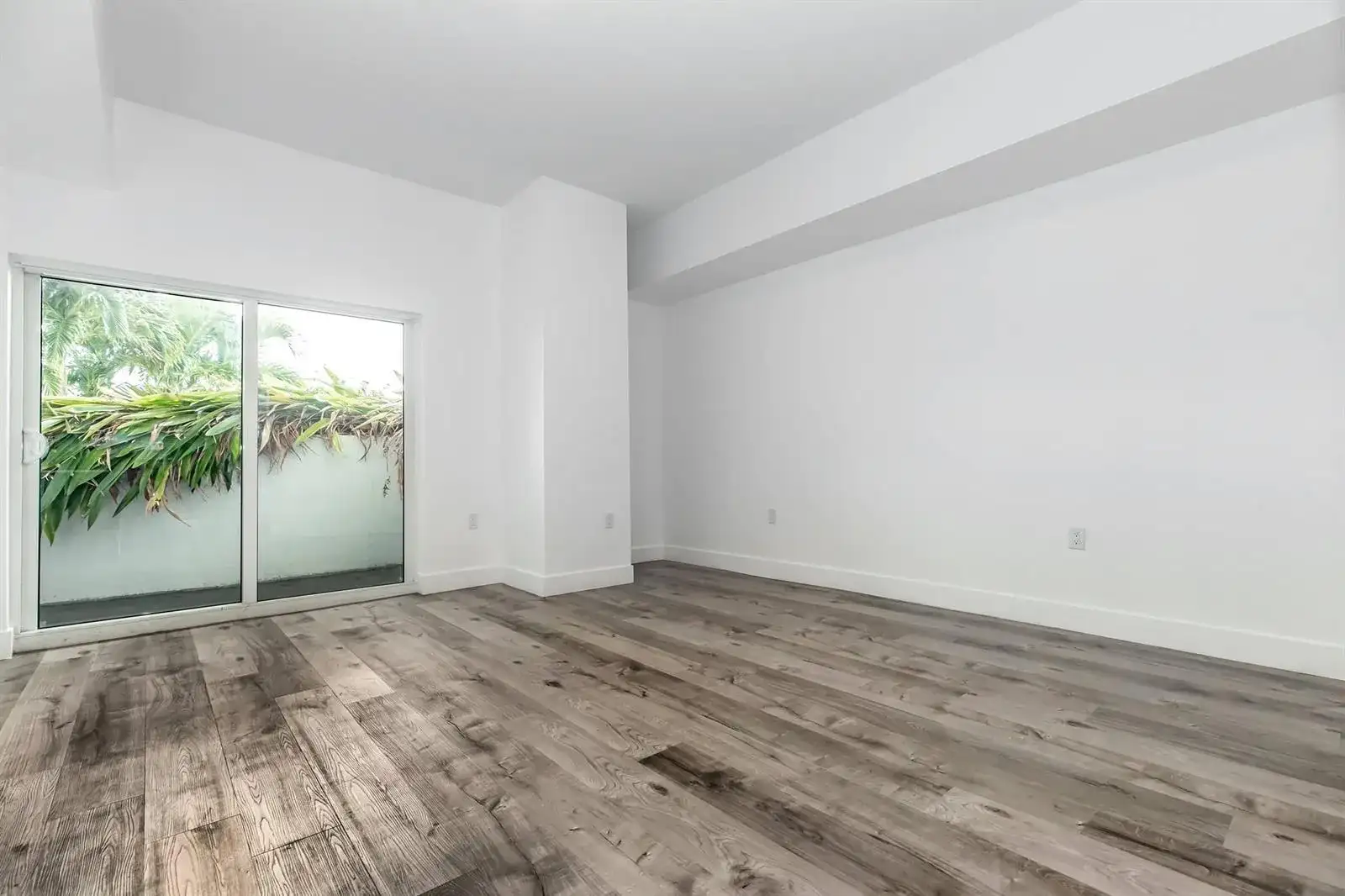39 NW 7TH Avenue # 405, Miami FL 33128 photo 4