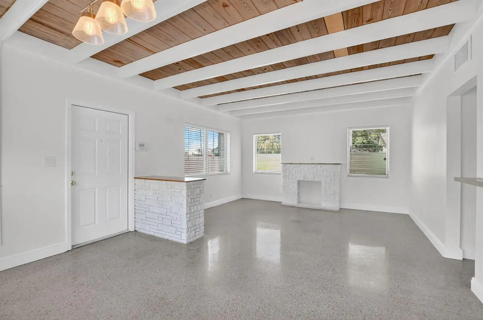 910 SE 3RD Street, Boynton Beach FL 33435 photo 5