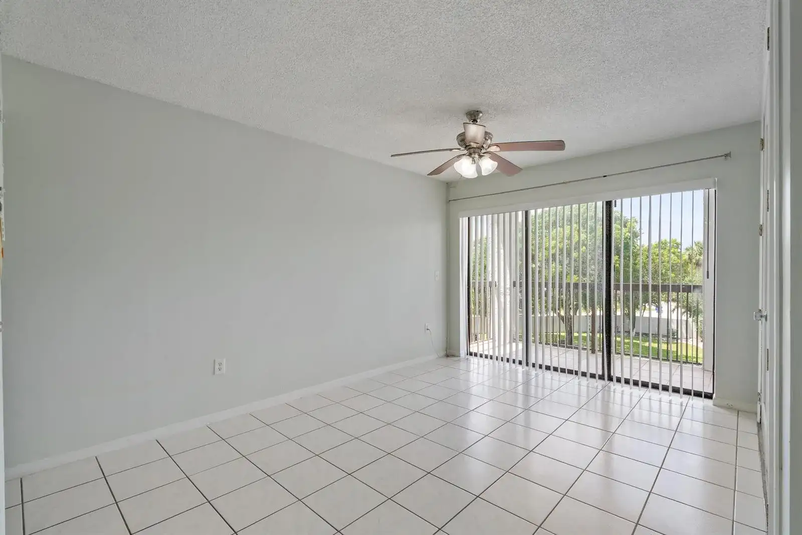 701 NW 19TH Street # 306, Fort Lauderdale FL 33311 photo 3