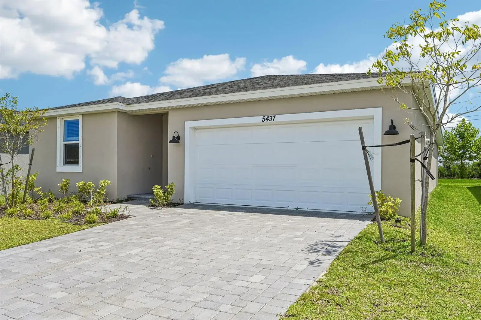 5437 Hampton Park Circle, Vero Beach FL 32966 photo 2