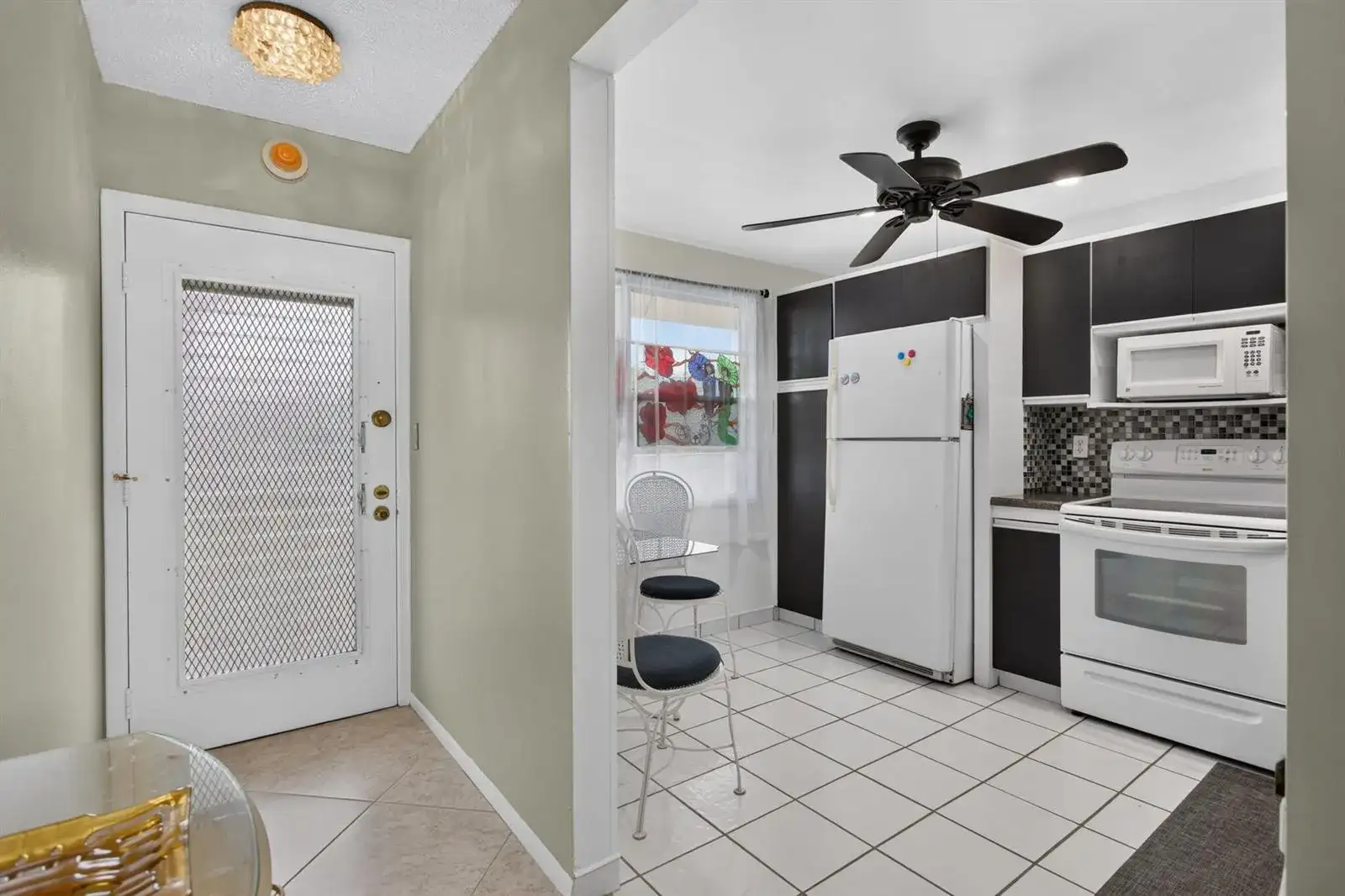 2301 LUCAYA Lane # D4, Coconut Creek FL 33066 photo 2