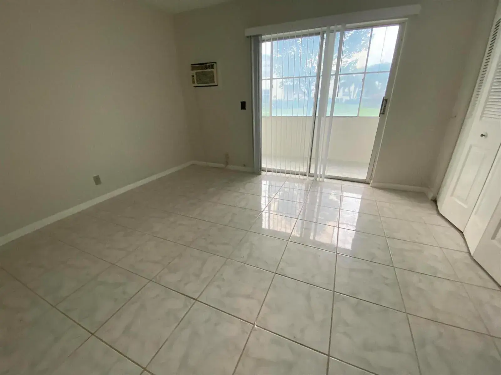 152 CAMDEN G, West Palm Beach FL 33417
