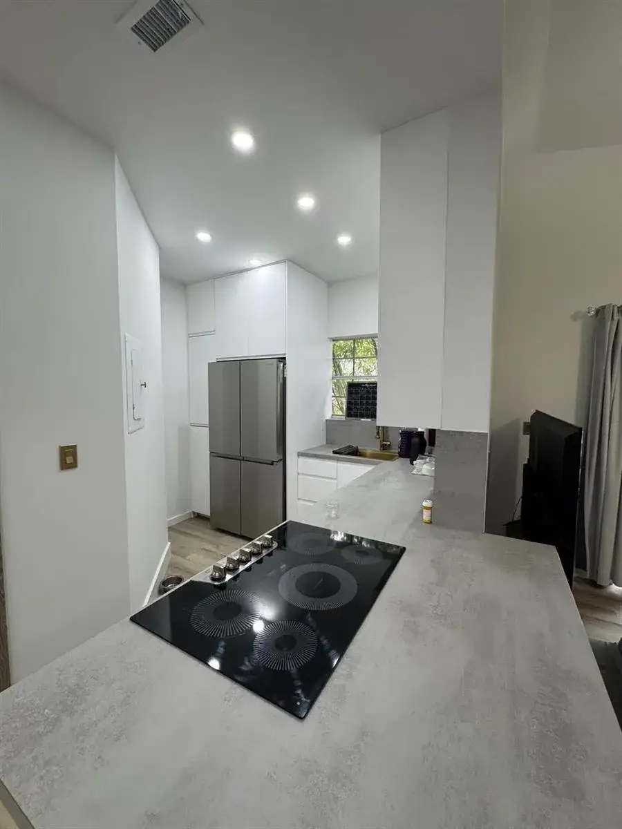 2331 NW 96th Terrace # 17H, Pembroke Pines FL 33024