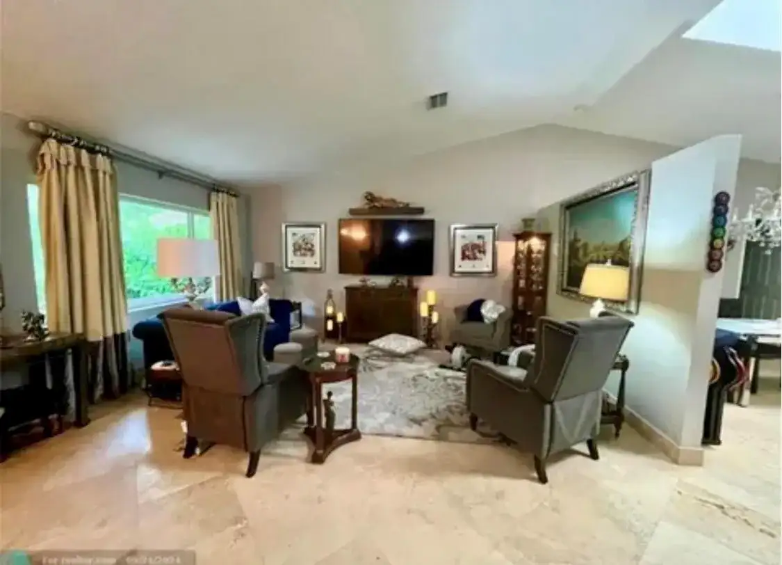 9285 NW 44TH Court, Coral Springs FL 33065 photo 5