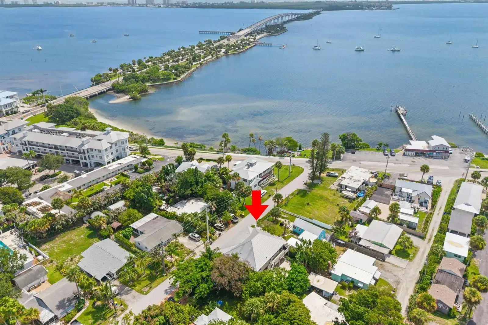 1790 NE MANGO Terrace, Jensen Beach FL 34957