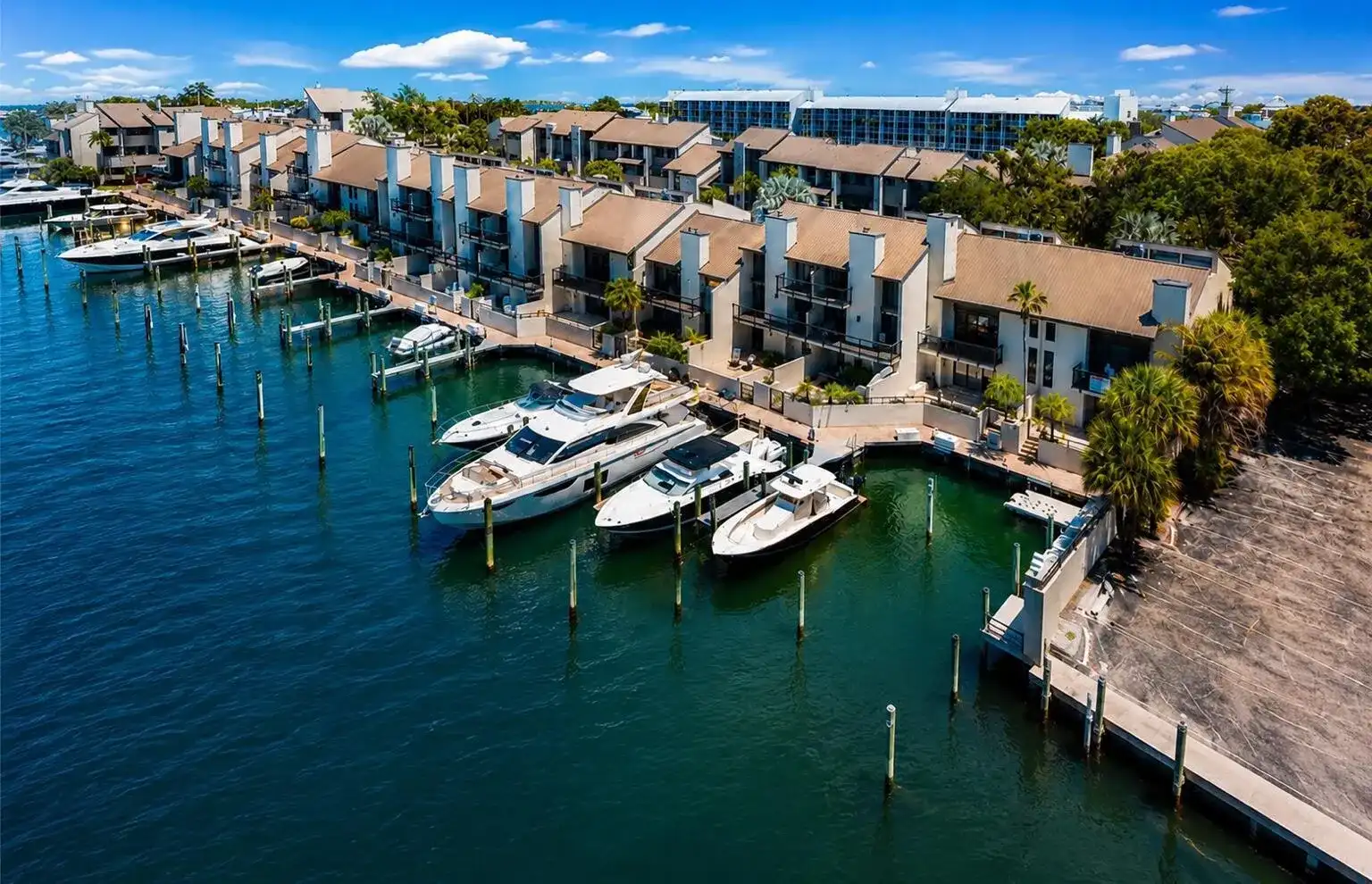 35 PORT SIDE Drive # 35B, Fort Lauderdale FL 33316