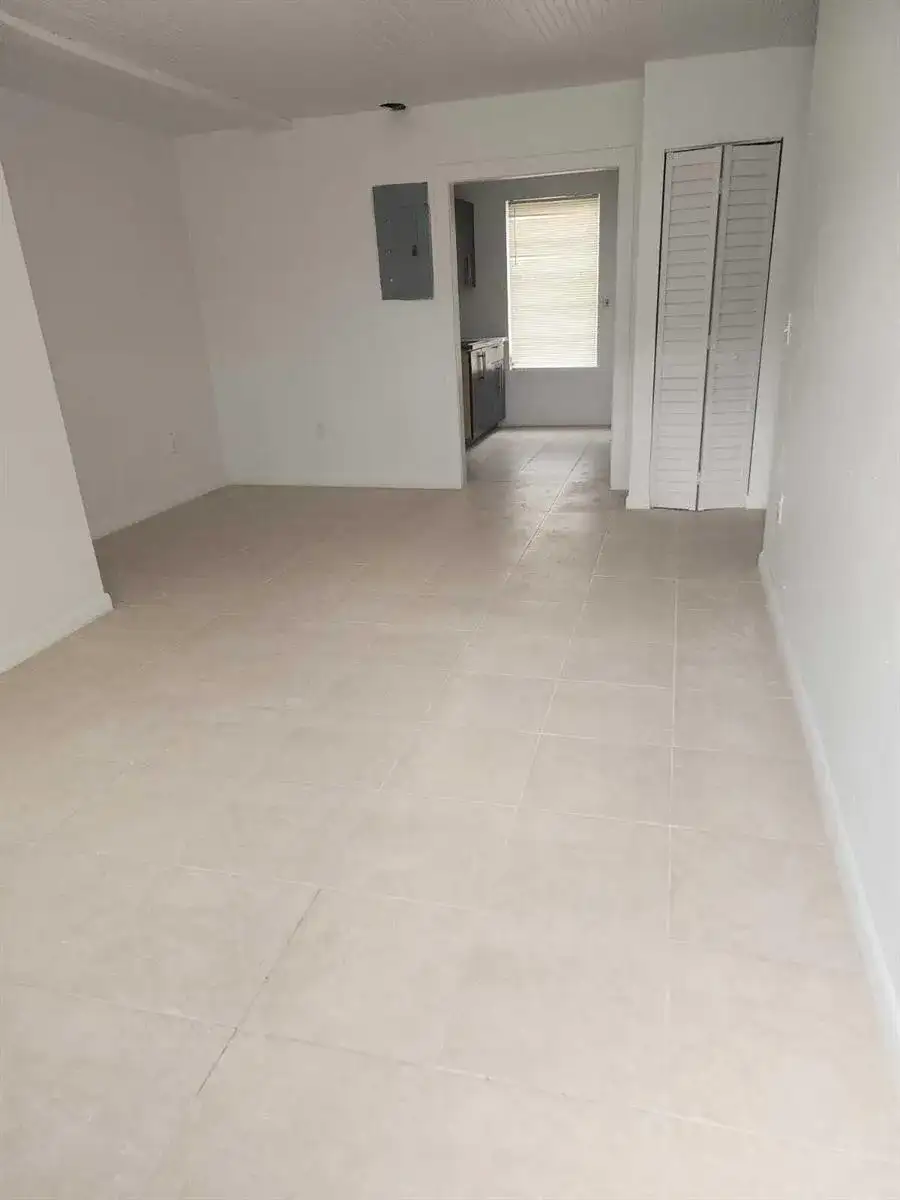 1910 GARFIELD Street # 1, Hollywood FL 33020 photo 2