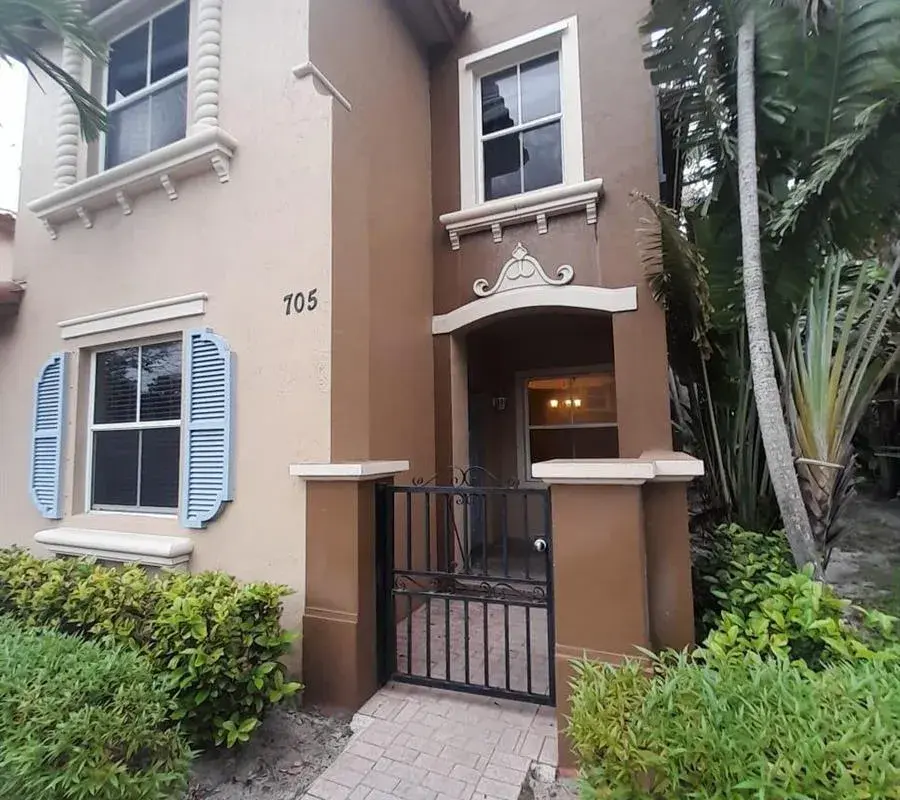 2907 Hope Valley Street, Royal Palm Beach FL 33411