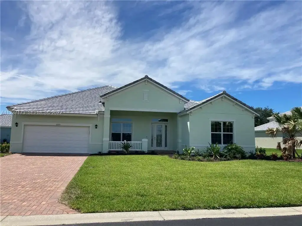 6555 Barbados Court, Vero Beach FL 32967 photo 3