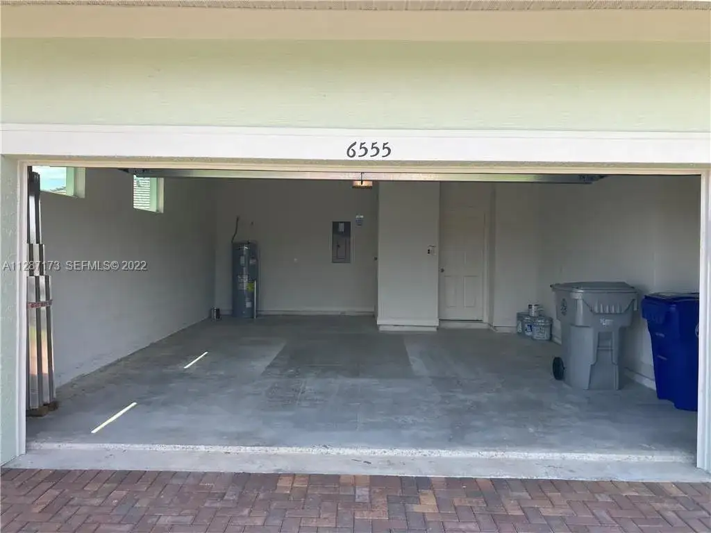 6555 Barbados Court, Vero Beach FL 32967 photo 5