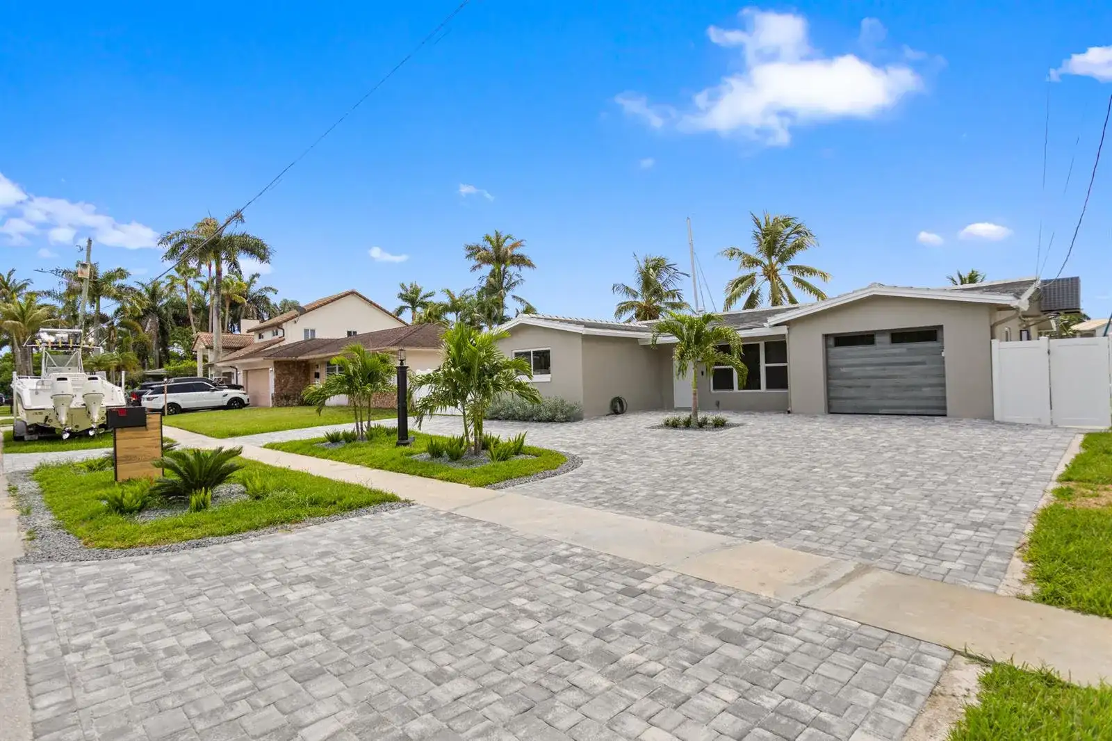317 NE 3RD Avenue, Dania Beach FL 33004 photo 3