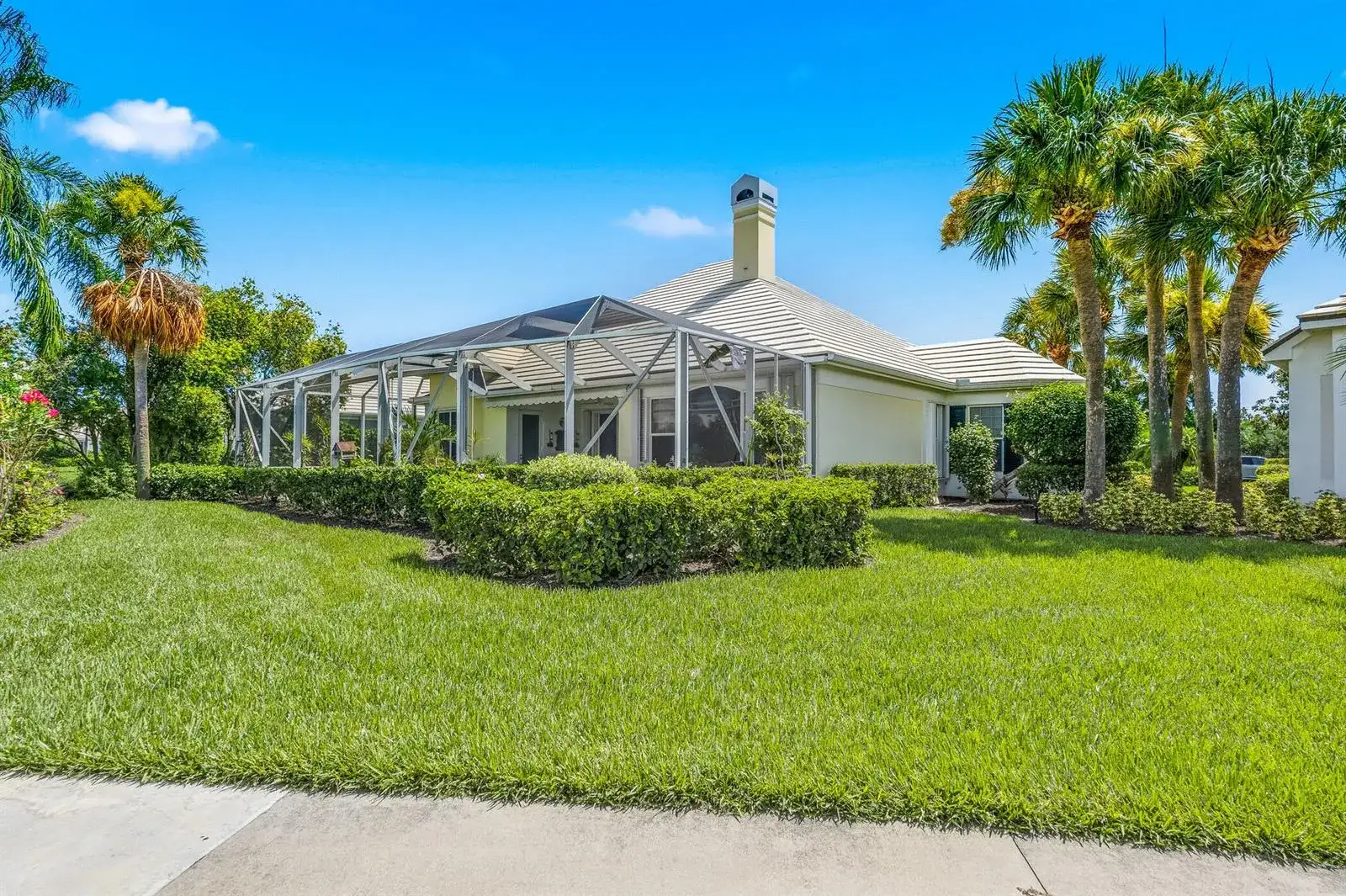 4685 St James Avenue, Vero Beach FL 32967 photo 2