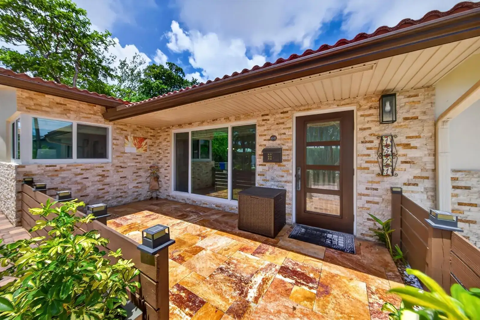 1571 SE 24TH Avenue, Pompano Beach FL 33062 photo 2