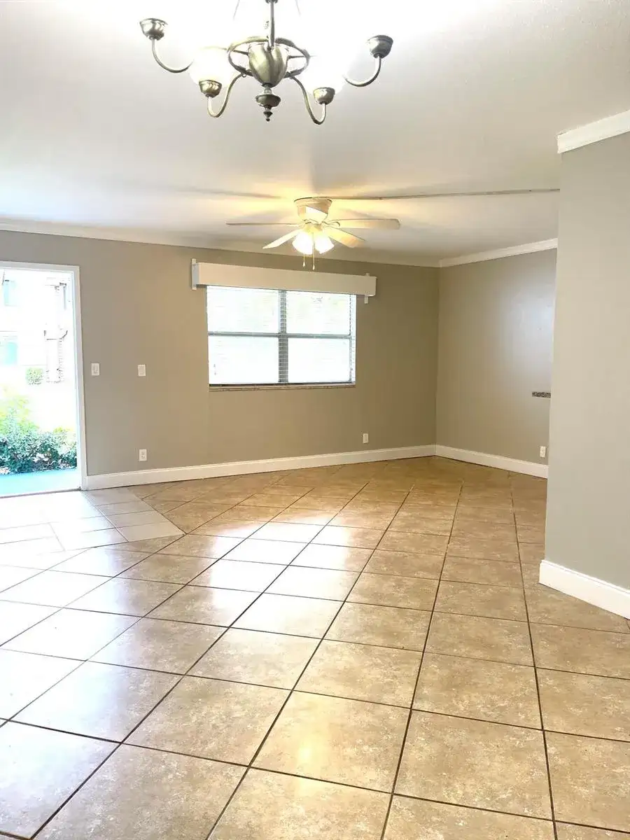 263 Brittany F, Delray Beach FL 33446 photo 5