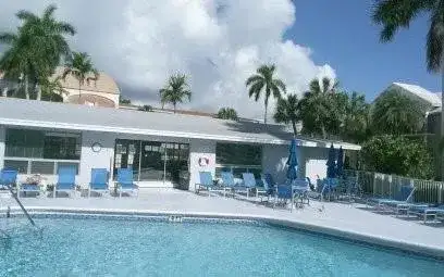 465 Paradise Isle Boulevard # 307, Hallandale Beach FL 33009 photo 2