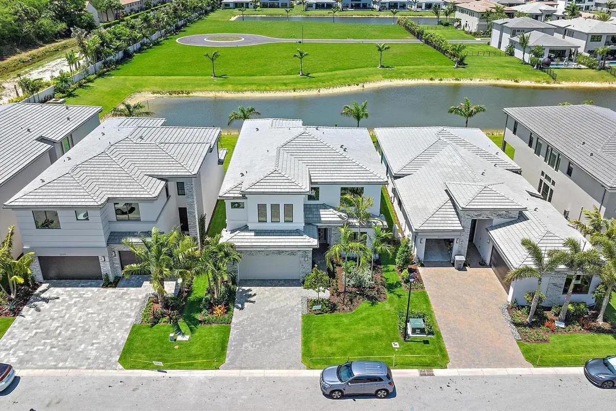 20471 Southernwood Avenue, Boca Raton FL 33434
