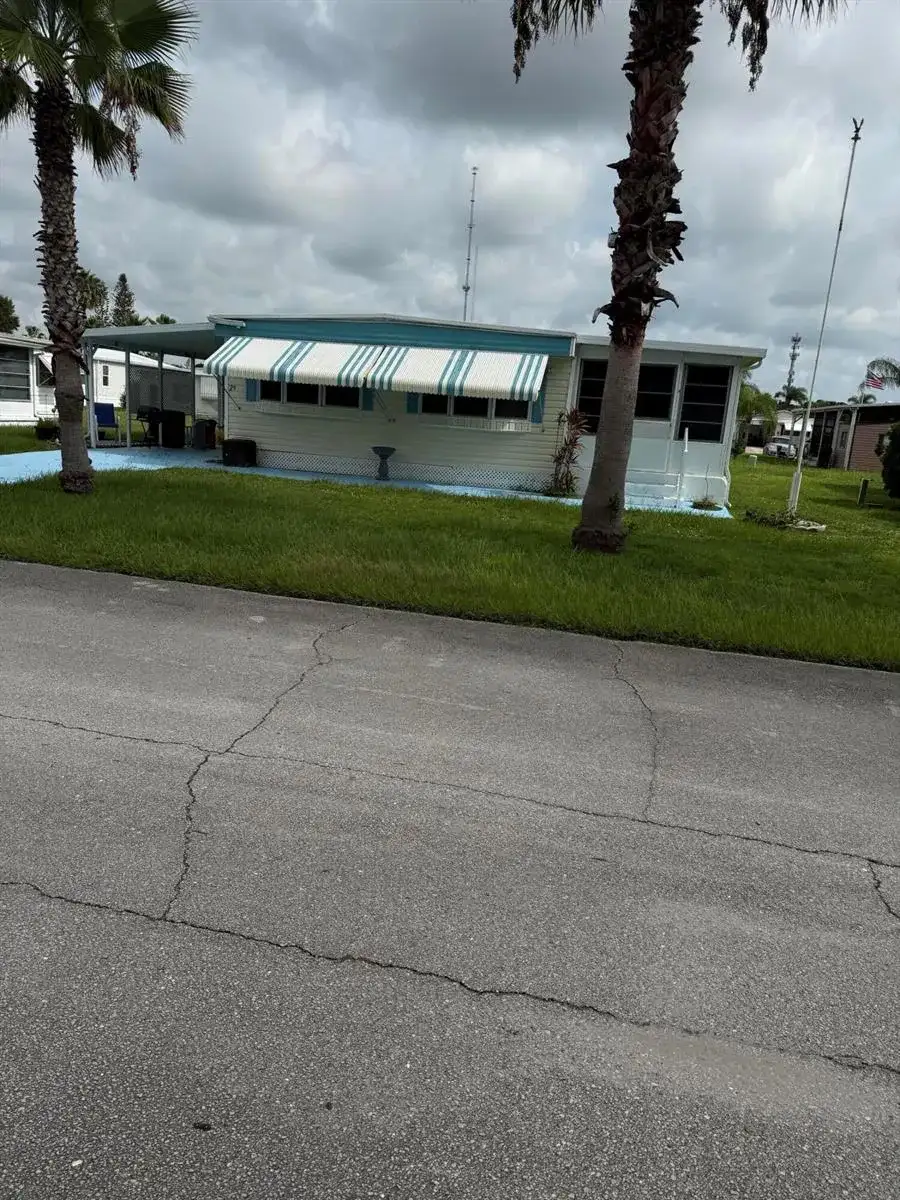 29 Golf Drive, Port St. Lucie FL 34952 photo 2