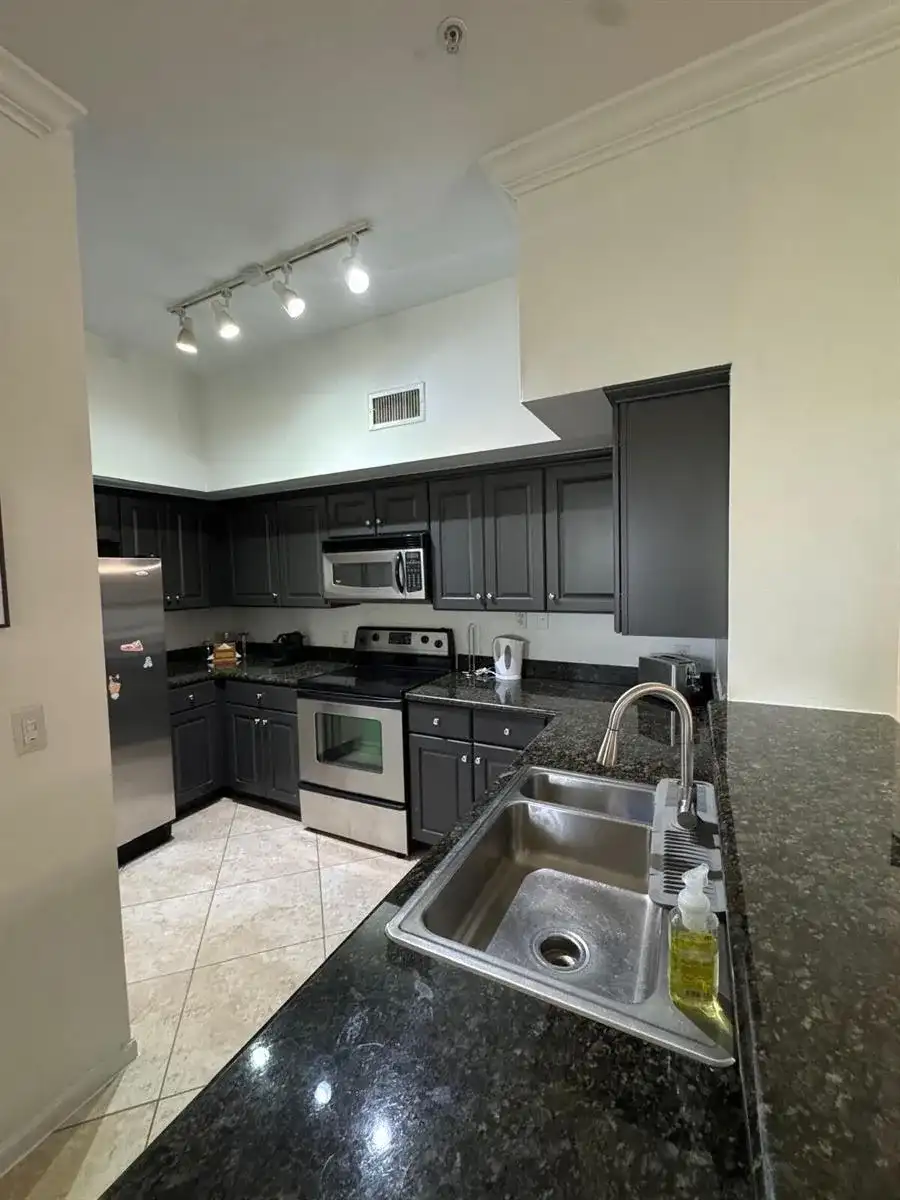 11750 St Andrews Place # 307, Wellington FL 33414