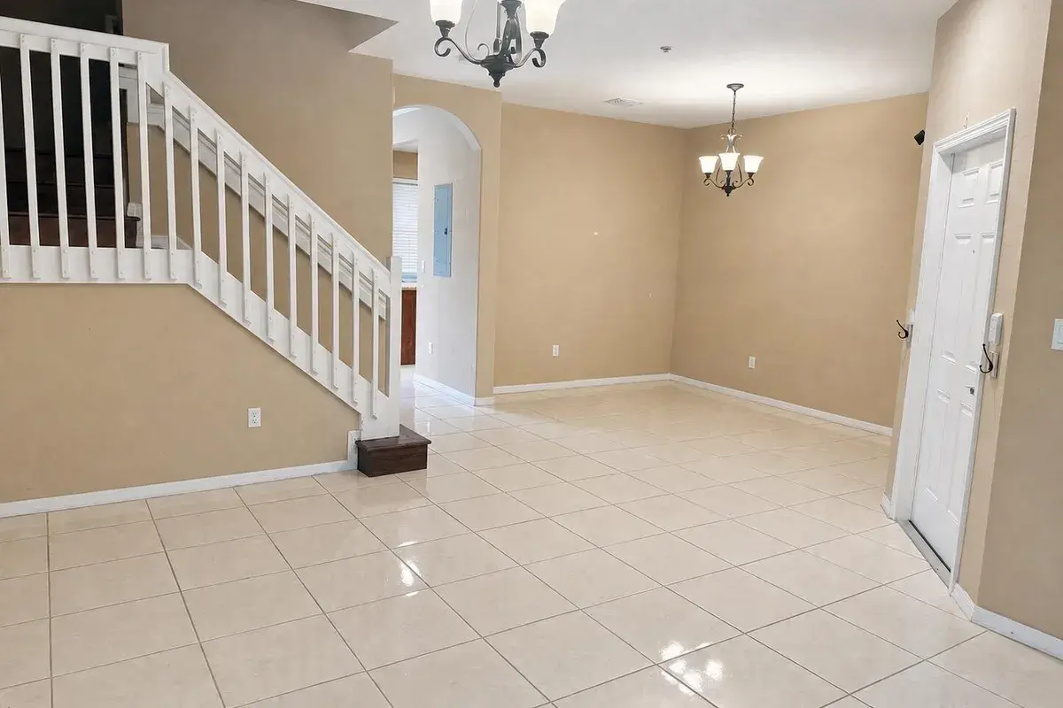 2851 W PROSPECT Road # 1209, Tamarac FL 33309