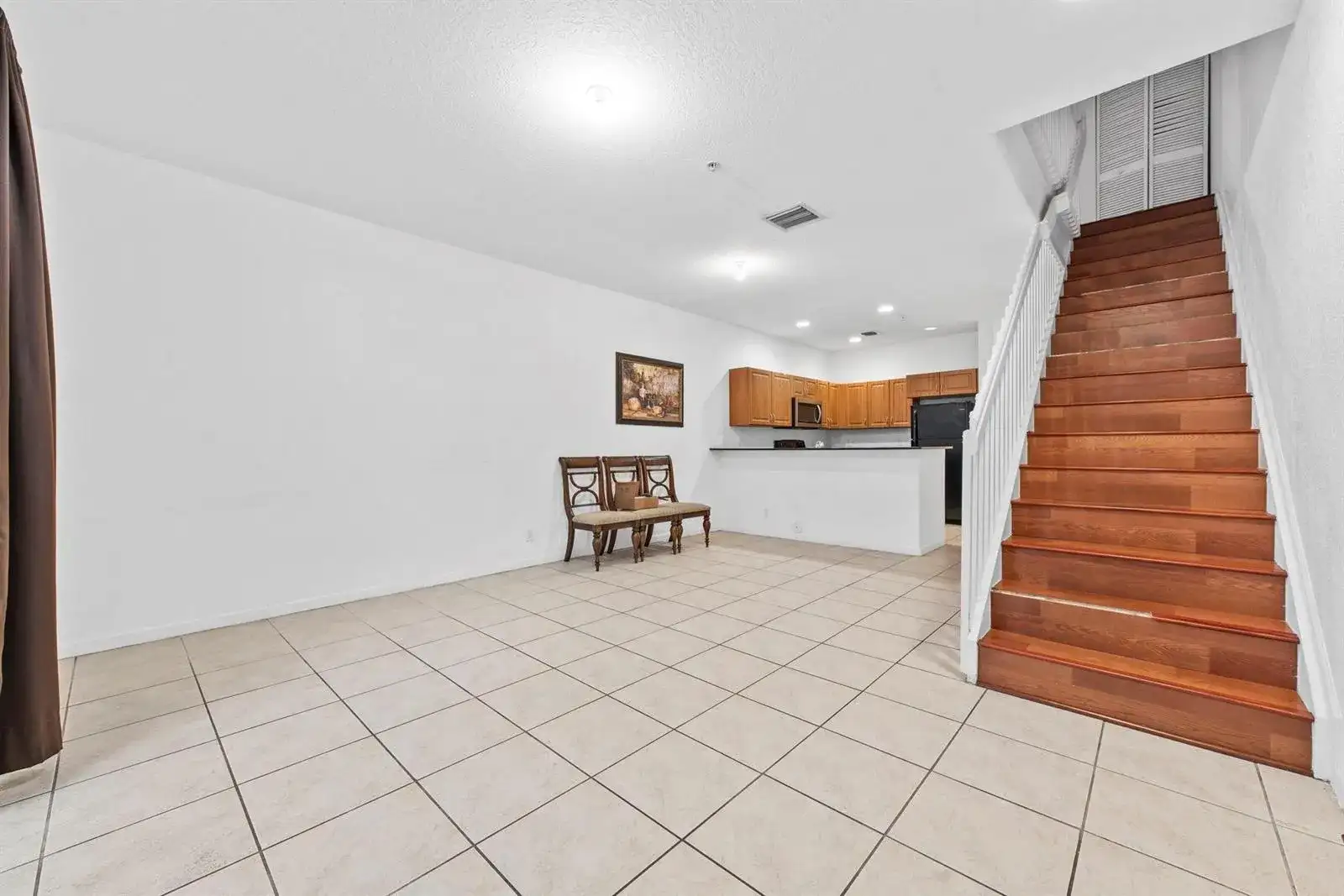 1425 NW 36TH Way, Lauderhill FL 33311 photo 4