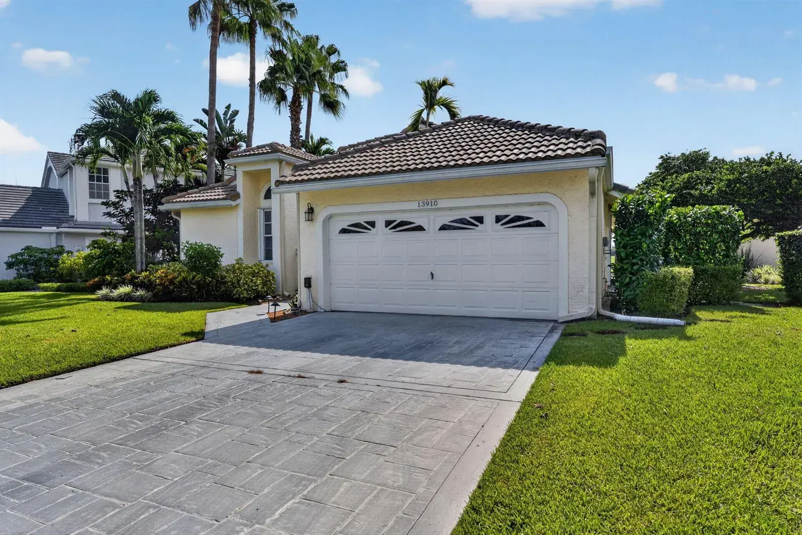 13910 Cross Pointe Court, Palm Beach Gardens FL 33418