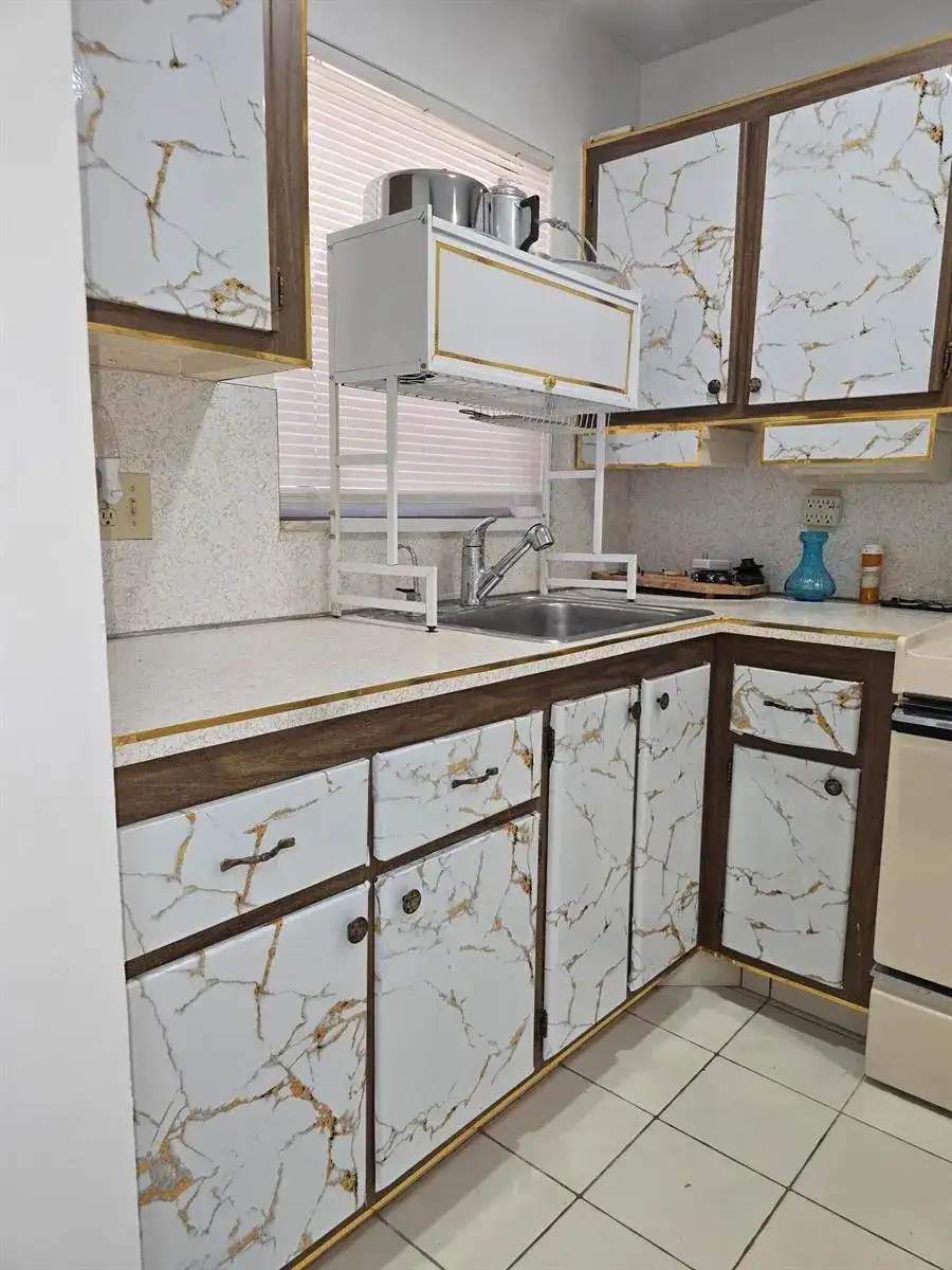 2800 W Sunrise Lakes Drive W # 312, Sunrise FL 33322 photo 4