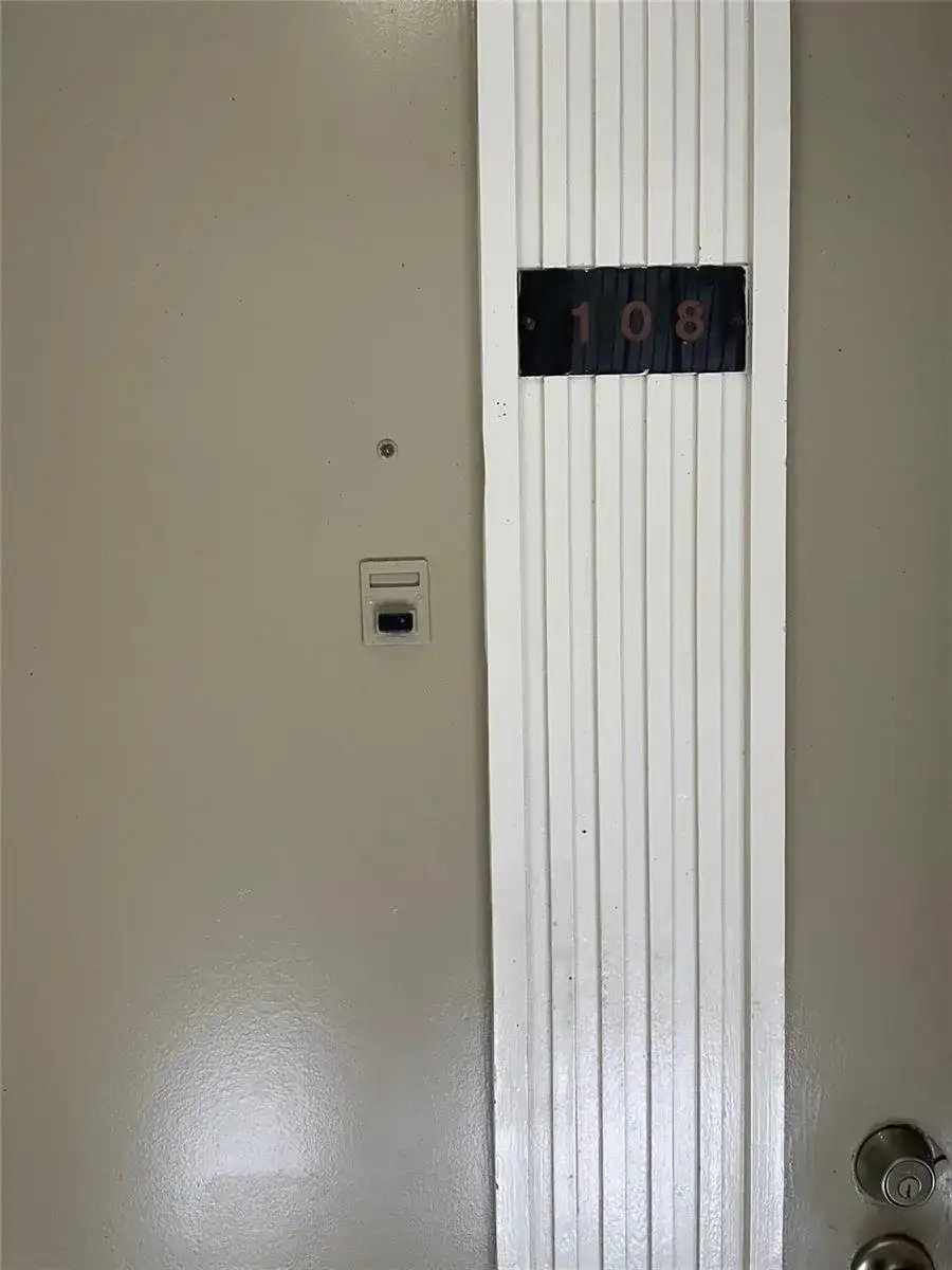 8065 SW 107TH Avenue # 108, Miami FL 33173 photo 4