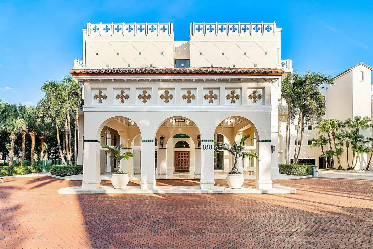 100 SE 5th Avenue # 216, Boca Raton FL 33432