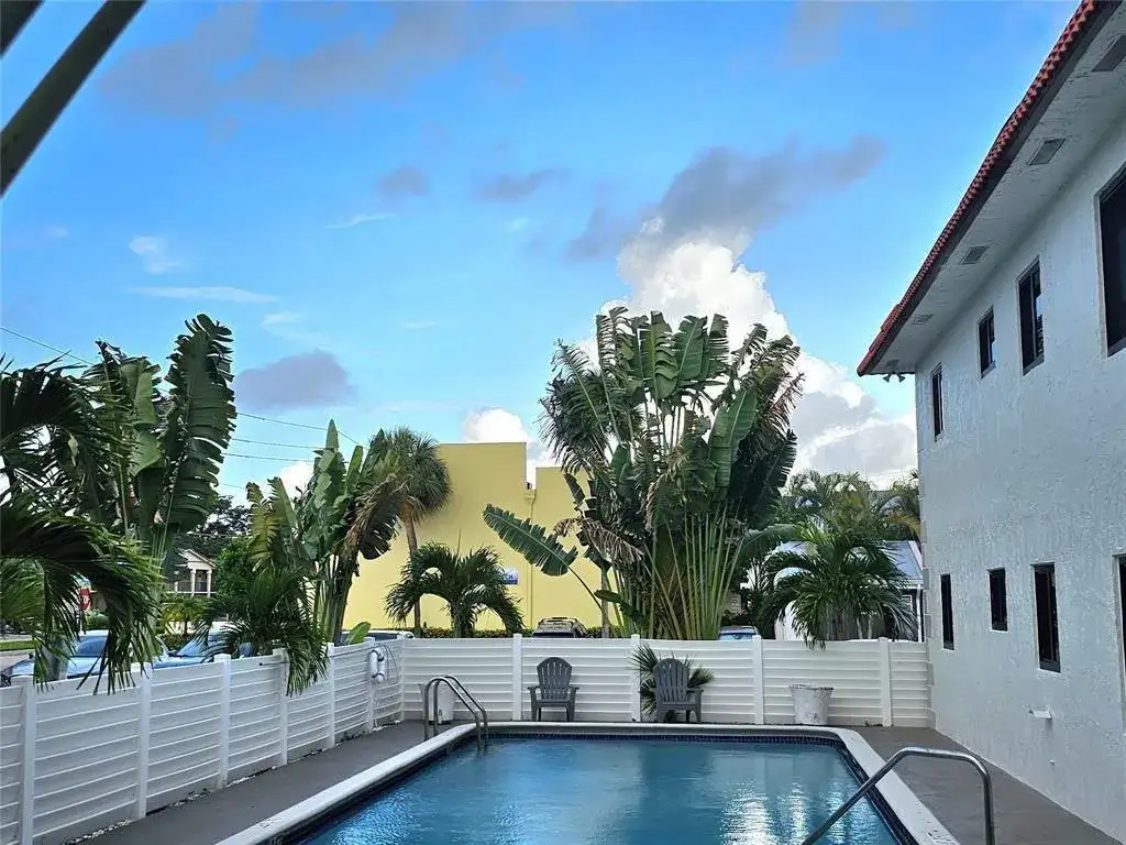 2201 NE 36th Street # 208, Lighthouse Point FL 33064 photo 2